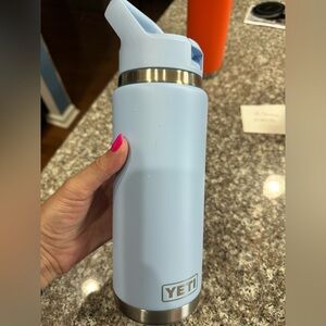YETI 26oz Rambler